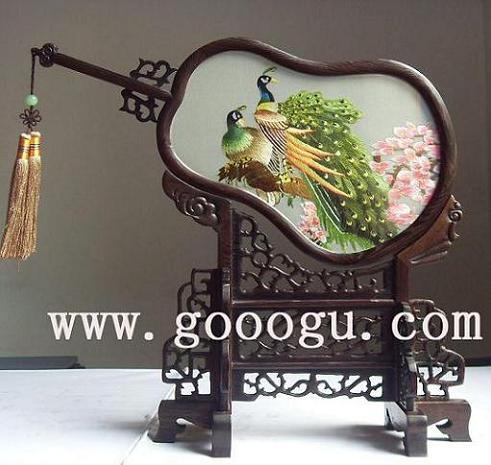 孔雀雙面繡，蘇繡孔雀圖案，手工刺繡精品